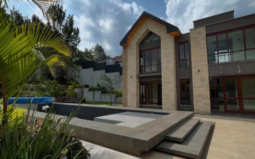 4Bedroom Duplexes plus dsq.